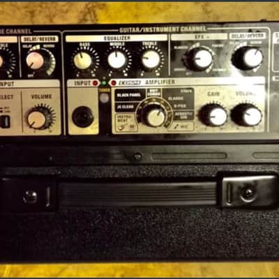 Amplificador guitarra Roland cube street 2020 aprox - Impecable image 2