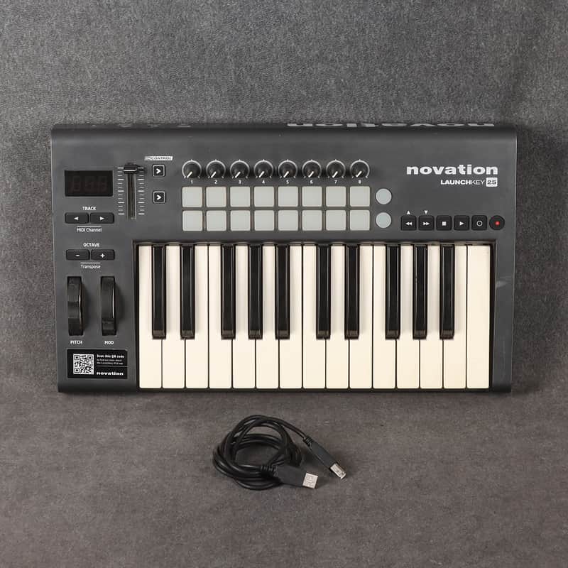 Novation Launchkey 25 - 2nd Hand image 1