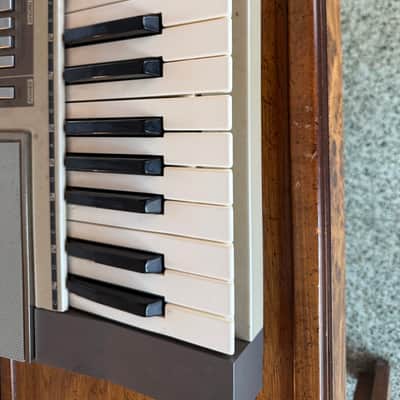 Casio CT-610 Casiotone 61-Key Synthesizer 1980s - Natural image 2