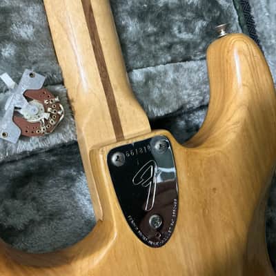 Fender Stratocaster 1975 - Natural - Hardtail image 3