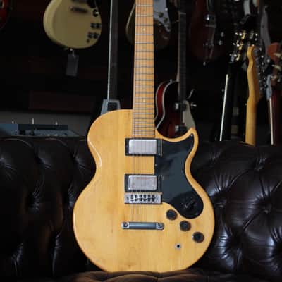 Gibson L6-S Custom with Maple Fretboard 1973 - 1980 - Maple image 2