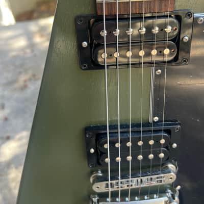 Gibson Flying V Tribute 2020 - Olive Drab image 5
