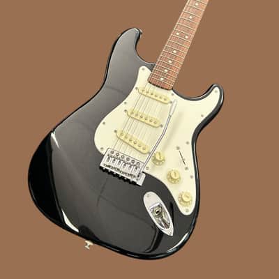 Fender Mexican Stratocaster 1995 - Black W/ Gigbag image 1