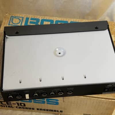 BOSS RCE-10 Digital Chorus Ensemble Vintage micro rack w/ box image 5