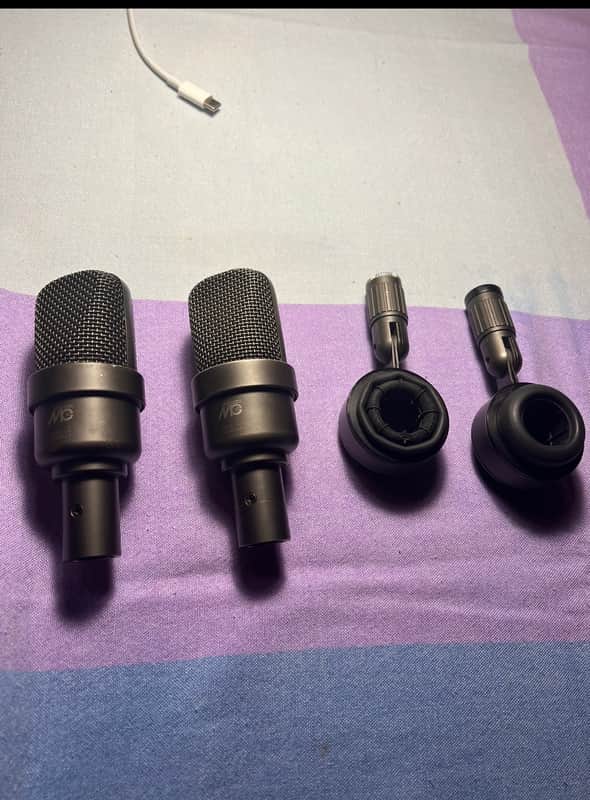 2X gefell m930’s image 1