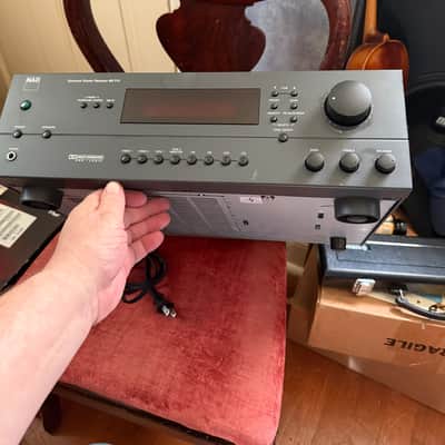 NAD Surround sound receiver av711 - Grey image 2