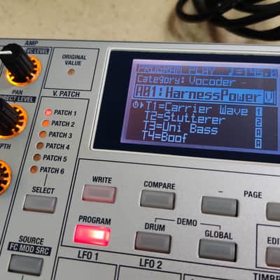 Korg Radias – Virtual Analog Synthesizer with Vocoder & Original Microphone Included image 4