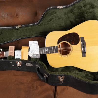 Martin D-18 image 17