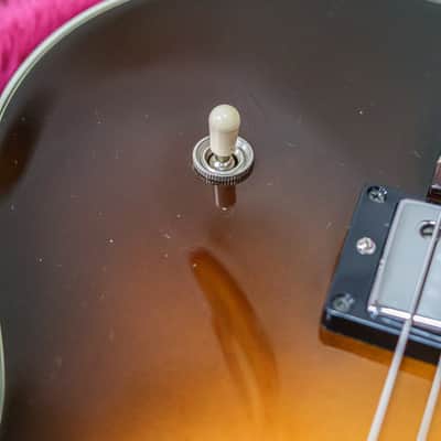Gibson ES-135 Memphis 2000 | Sunburst image 5