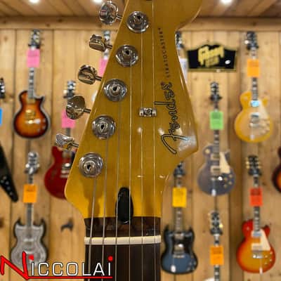Fender Player II Stratocaster HSS, Rosewood Fingerboard, 3-Color Sunburst image 4
