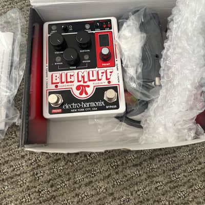 Electro-Harmonix Big Muff Pi Hardware Plugin 2022 - Present - White image 1