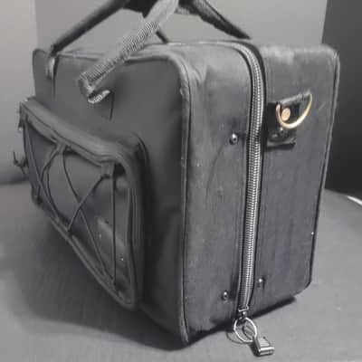 Getzen Capri 580S Cornet  ,2 Mouthpieces & soft case  .1980-1985 - Silver plated image 24