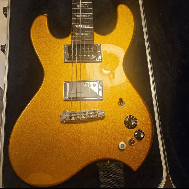 Rad-Mod Guitars Miltown Wave Gold 1 of 5 + Hard Case image 1
