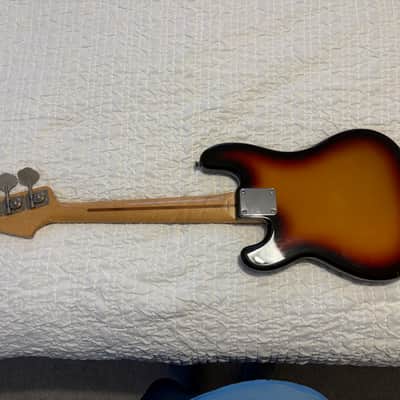 Fender MPB-33 Mini Precision Bass MIJ 1993 - 1995 - 3-Tone Sunburst image 2