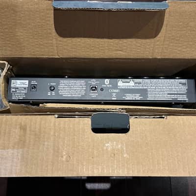 Peavey PV 10 AT Mixer with Auto-Tune and Bluetooth Compatible image 4