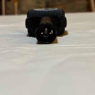 Sennheiser e906 Supercardioid Dynamic Instrument Microphone 2004 - Present Black image 3