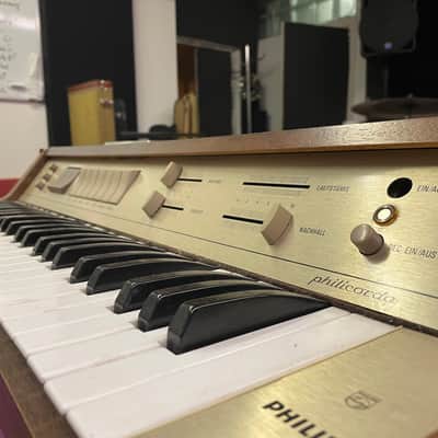 Philips Philicorda GM 754 Vintage and Cool Sounding Organ From The 1970s image 4
