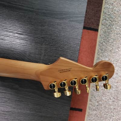 Charvel Pro-Mod Plus So-Cal Style 1 HH FR E 2025 - Present - Candy Apple Red image 6
