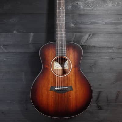 Taylor GS Mini E Koa Plus Acoustic-Electric w/ Deluxe Aero Case image 2