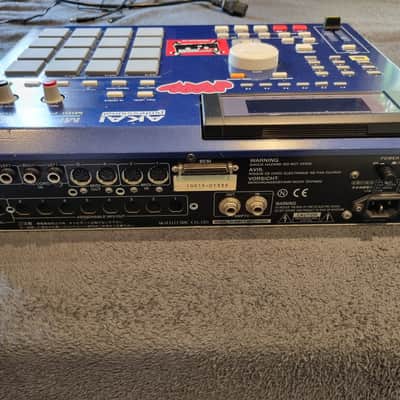 Akai MPC2000XL MIDI Production Center 2000 - 2005 - Grey image 7
