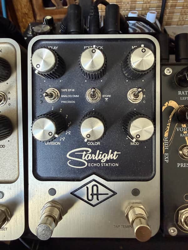 Universal Audio Starlight Echo Station 2021 - Present - Silver image 1