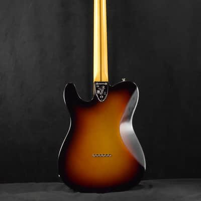 Fender American Vintage II 1975 Telecaster Deluxe 3-Color Sunburst Maple Fingerboard image 6