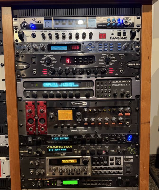 Rocktron Chameleon Guitar Preamp / Multi-Effects Rack Unit | Reverb