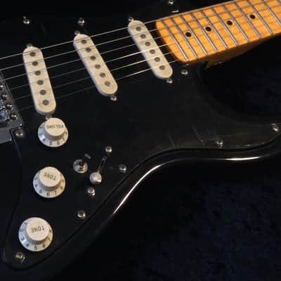 David Gilmour/Pink Floyd  Loaded Stratocaster Pickguard with 7 -WAY MOD & Black SSS set/3 knobs/1 tip image 3