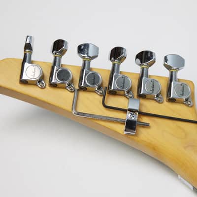 Vintage 1989-1991 Charvel Fusion Deluxe Electric Guitar, Flour (White), Japan, MIJ image 19