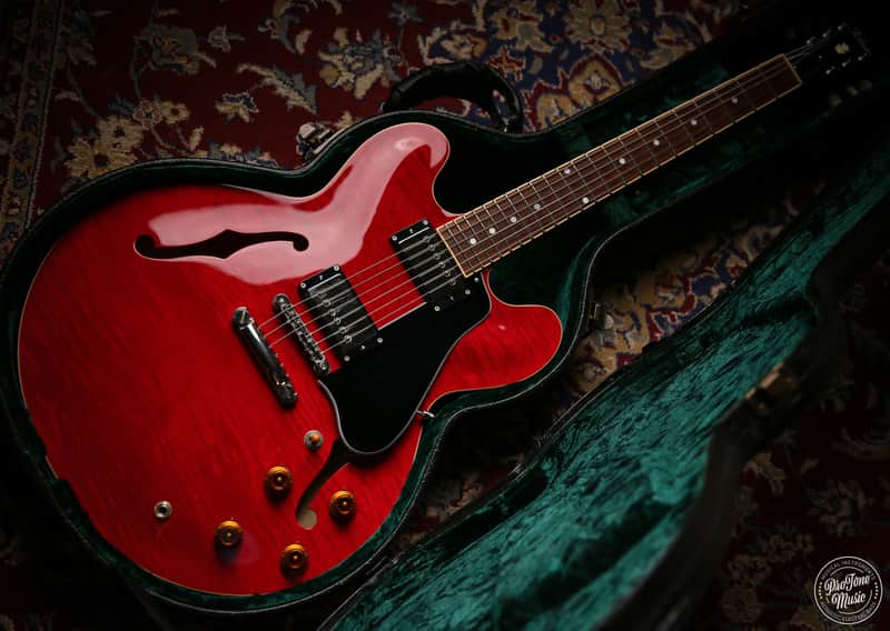 Tokai Japanese UES-158 Quilted Maple Semi Hollow Cherry Red image 1
