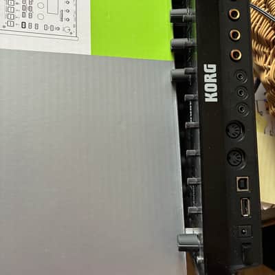 Korg Drumlogue Hybrid Drum Machine 2022 - Present - Black image 2