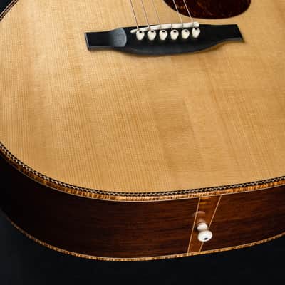 Bourgeois 00 DB Signature Deluxe Aged Tone Adirondack Spruce and Madagascar Rosewood Used (2024) image 15