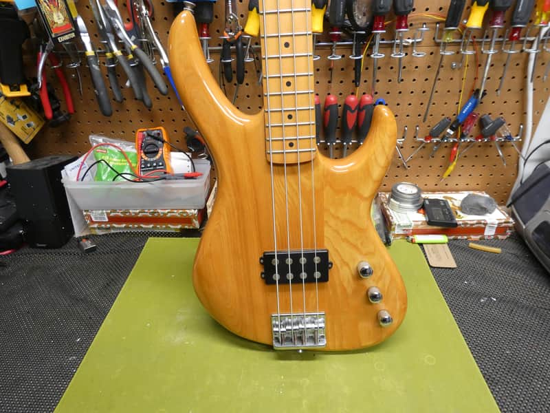Carlo Robelli New York Bass - Natural - Pro Grade Bass at a Great Price! image 1
