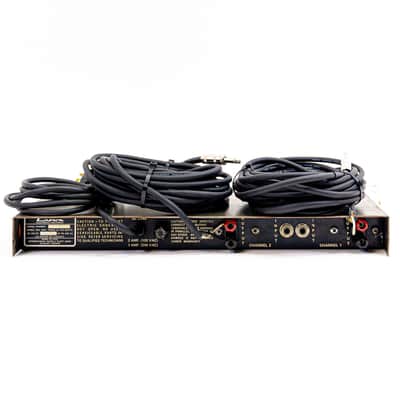 Crown D-60 Dual Channel Power Amplifier with Pair of 25' Speaker Cables image 7