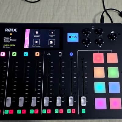 RODE RODECaster Pro 1 Integrated Podcast Production Studio 2023 - Present - Black image 7