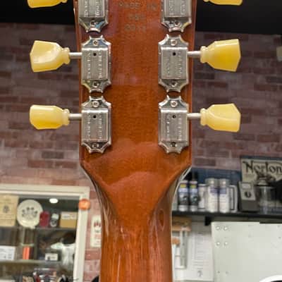 Gibson Les Paul Traditional 2011 - Honey Burst image 9