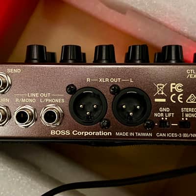 Boss AD-10 Acoustic Preamp/DI/Looper image 3