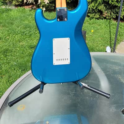 Squier Stratocaster MIJ E Series 84-87 - Lake Placid Blue image 20