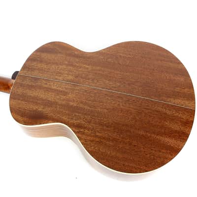 Used Seagull Maritime SWS Mini Jumbo Acoustic Guitar in Natural High-Gloss Finish image 12