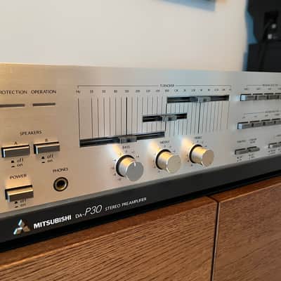 Immagine RARE Mitsubishi Preamplifier DA-P30 1979 - Argent brossé - 3