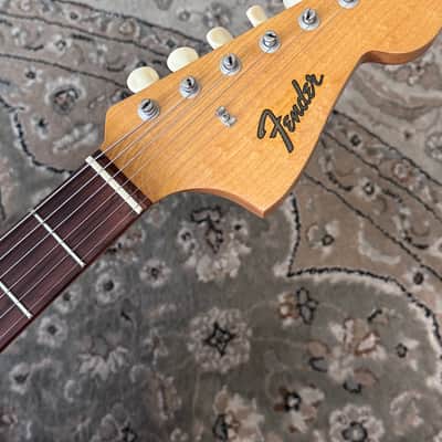 Fender Duo-Sonic with Rosewood Fretboard 1961 - 1964 - Transparent Red image 6