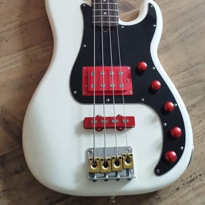 Fender Precision Bass body, BaCH neck customised by OX BIRD- White, Walbucker pickup, Wal2 preamp image 11