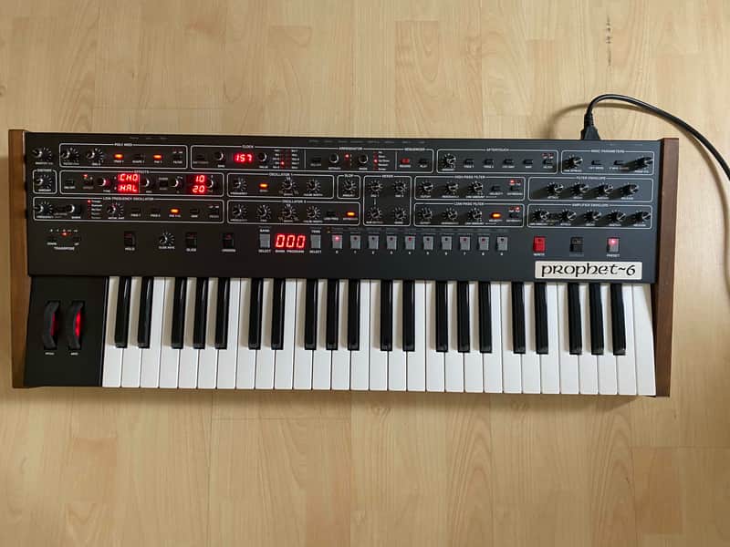 Dave Smith Instruments Prophet 6 49-Key 6-Voice Polyphonic Synthesizer 2015 - 2018 - Black with Wood Sides image 1