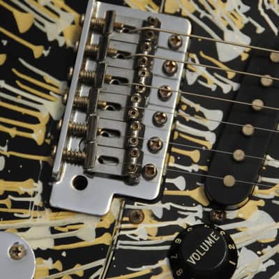 Fender FSR "Splattercaster" Standard Splatter Stratocaster with Rosewood Fretboard 2003 - 2004 - Olympic White, Aztec Gold, and Inca Silver Drop over Black image 5