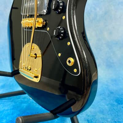 2025 Fender Japan Traditional Collection '60s Jazzmaster – Black Pearl / Gold, Matching Headstock, MIJ image 10
