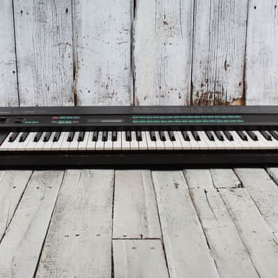 Yamaha Vintage 1980s DX7 Digital Synthesizer 61 Key Keyboard with Case & Manuals image 12