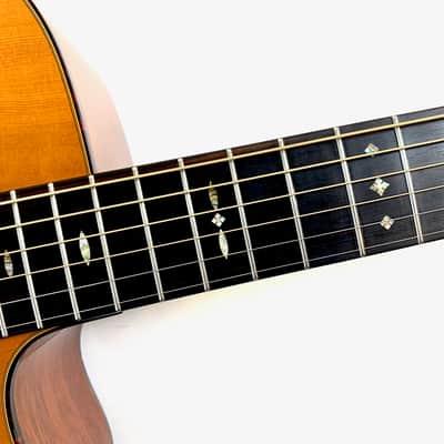 Martin 000-14C Custom 2000 Natural image 13