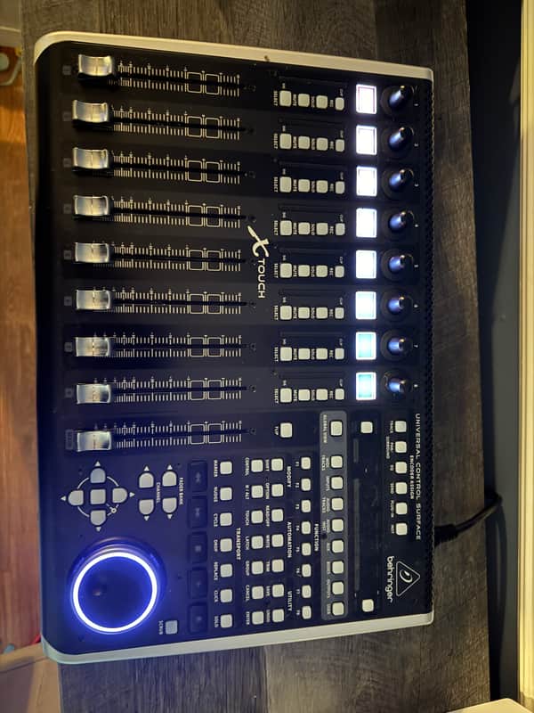 Behringer X-TOUCH Universal DAW Control Surface 2015 - Present - Standard image 1
