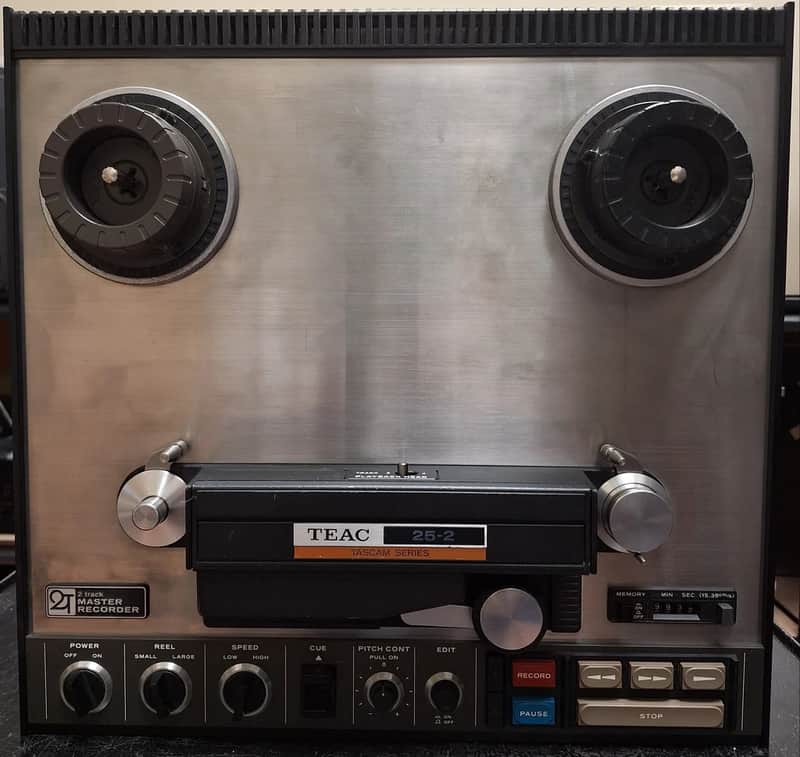 TEAC TASCAM Series 25-2 1/4" 2-Track Reel to Reel Tape Recorder image 1