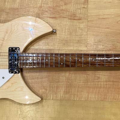 Rickenbacker 330 MG 6-String Electric Guitar MapleGlo (Natural) image 2